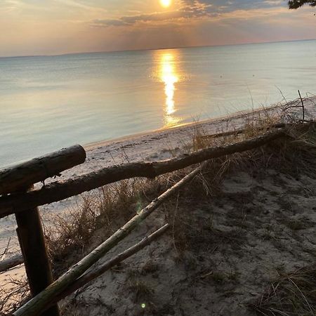 Przyczepa Abordaz Na Campingu Kormoran Hotell Hel Exteriör bild